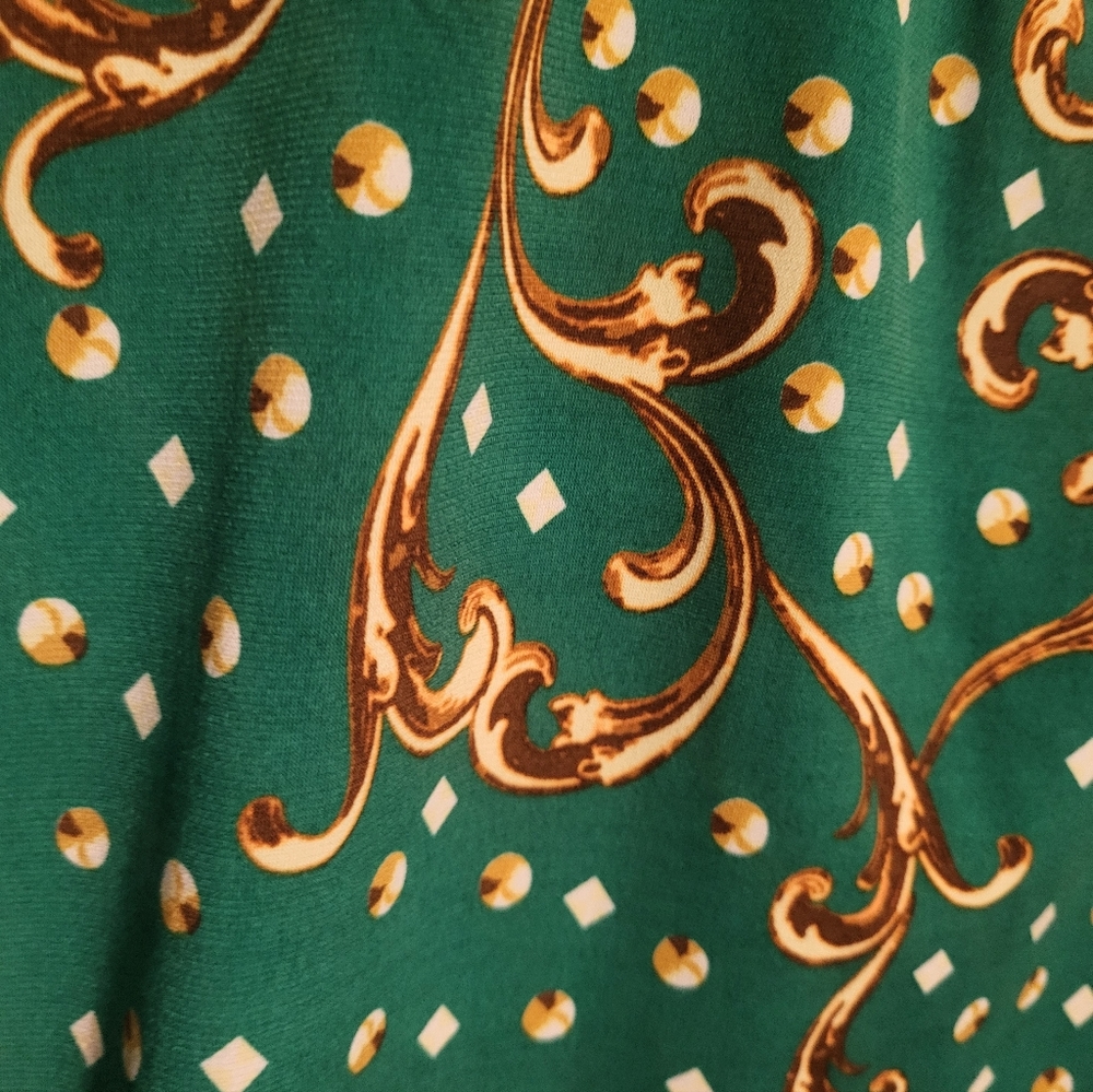 #56 Susan Graver Green Gold Swirl Blouse, Plus Size 2X - Picture 7 of 10